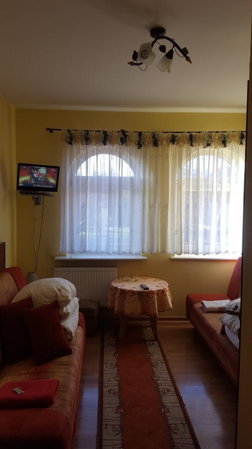 Zajazd Miechus Miechów Exterior foto